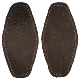 Deux écussons de coude en cuir marron foncé avec coutures blanches, 19x9,5cm, à coudre sur les vêtements. ELLEBOOGSTUKKEN-LEER-35-55-DBRUIN