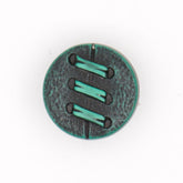 Botón redondo artístico de plástico con rayas verdes y superficie texturizada, 15mm KNP00156