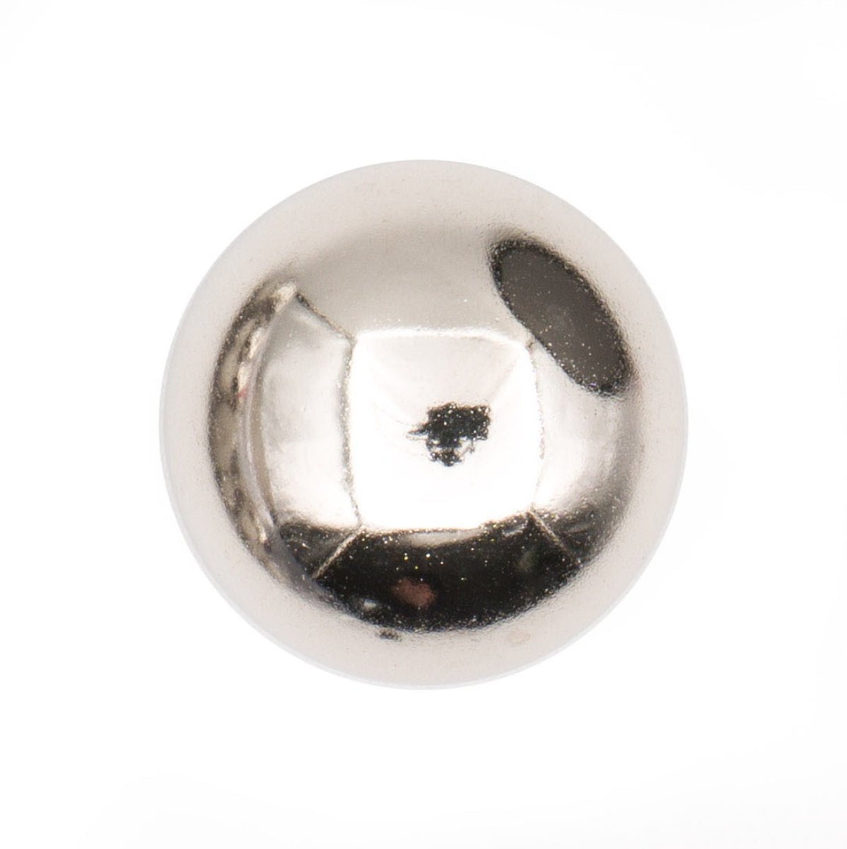 Bolvormige Metalen Spiegelknoop met Voetbaldesign 22x22 mm Knopen KNP00143