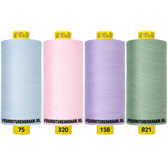 Quatre bobines de fil à coudre Gütermann Mara pastel : bleu clair, rose, lavande et vert. MARA-SET-75-320-158-821