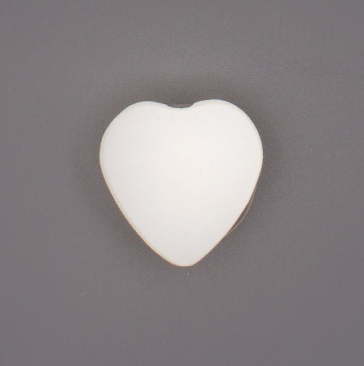 Klassieke Witte Hartvormige Knoop Knopen KNP00020