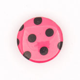Roze Knoop met Zwarte Stippen 19x19mm Knopen KNP00080