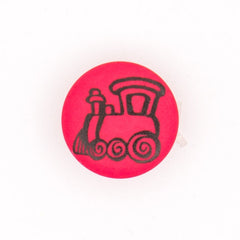 Speelse Rode Treinknoop voor Kinderkleding - 13x13 mm Knopen KNP00073