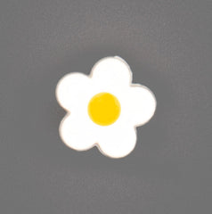 Witte Bloem Knoop met Geel Centrum 12x13mm Knopen KNP00066