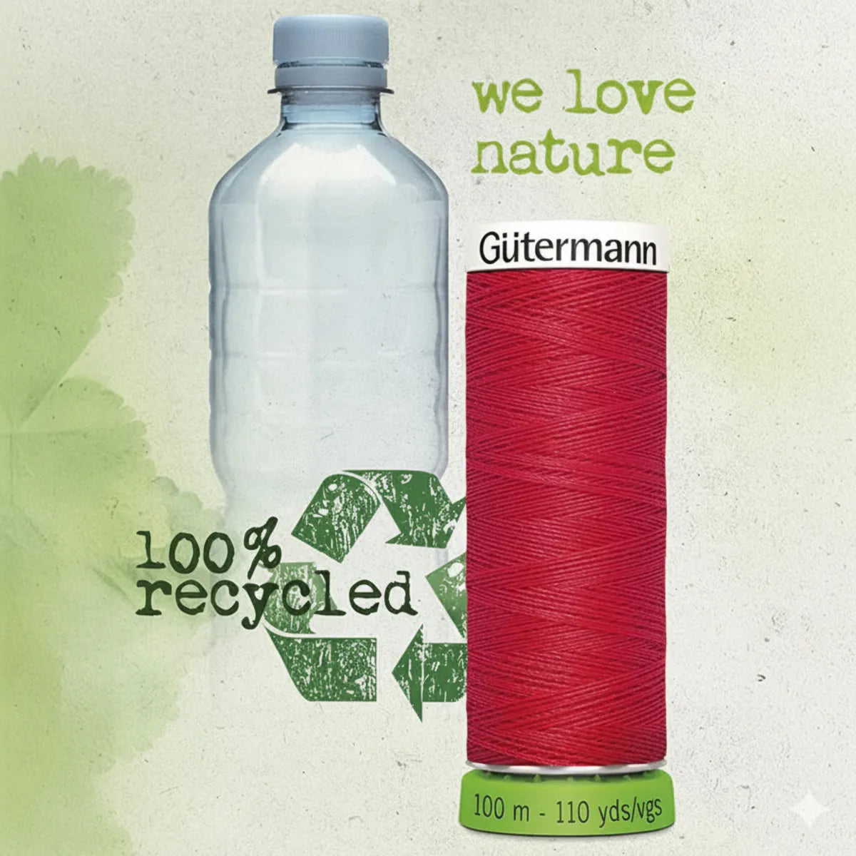 Gütermann rode naaigaren spoel van gerecycled polyester, naast plastic fles en recycling symbool. 100m. 4006557011315