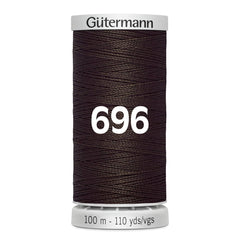 Bobine de fil à coudre Gutermann marron foncé, couleur 696, longueur 100m. GM-100-SS-M782-696-DBRUIN