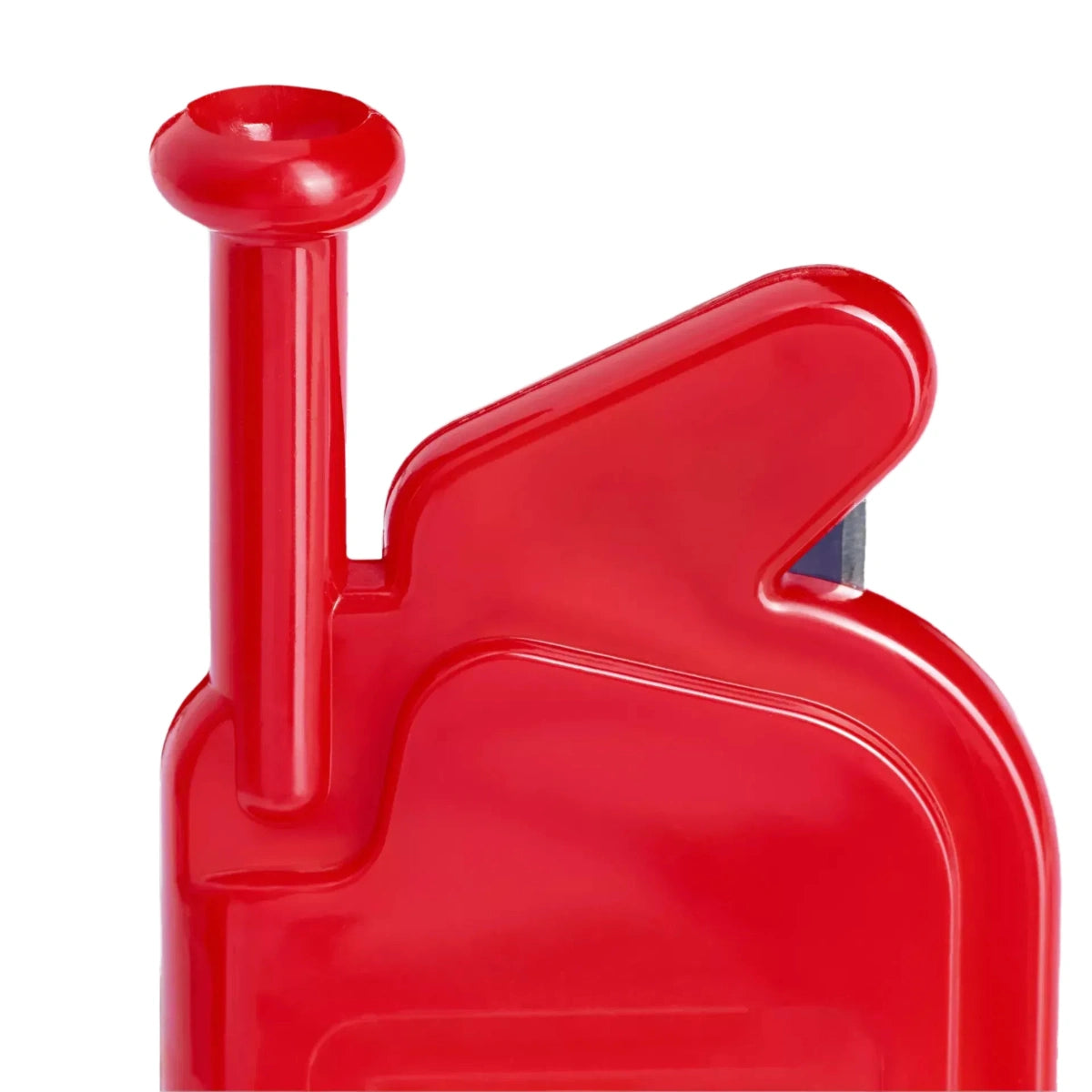 Gros plan d'un enfile-aiguille automatique rouge vif avec des accents blancs et bleus. 611120